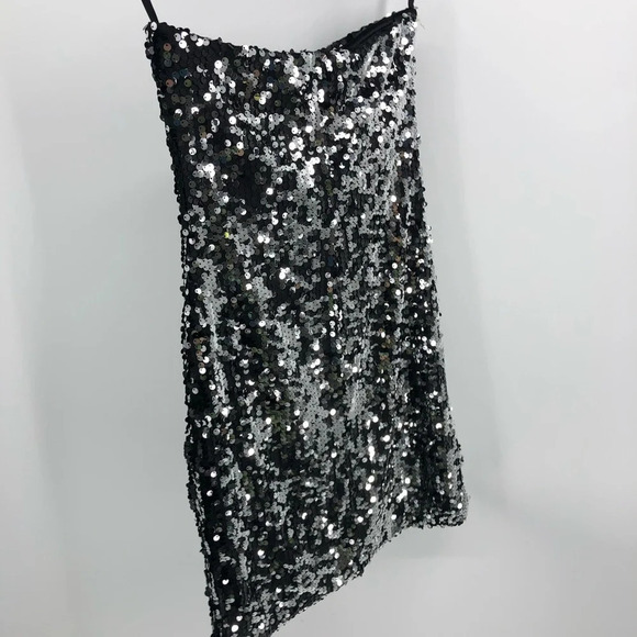As u Wish small strapless sequin dress - Picture 4 of 5